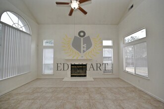 2233 E Christopher Dr in Fresno, CA - Building Photo - Building Photo