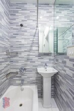 234 W 14th St in New York, NY - Building Photo - Building Photo
