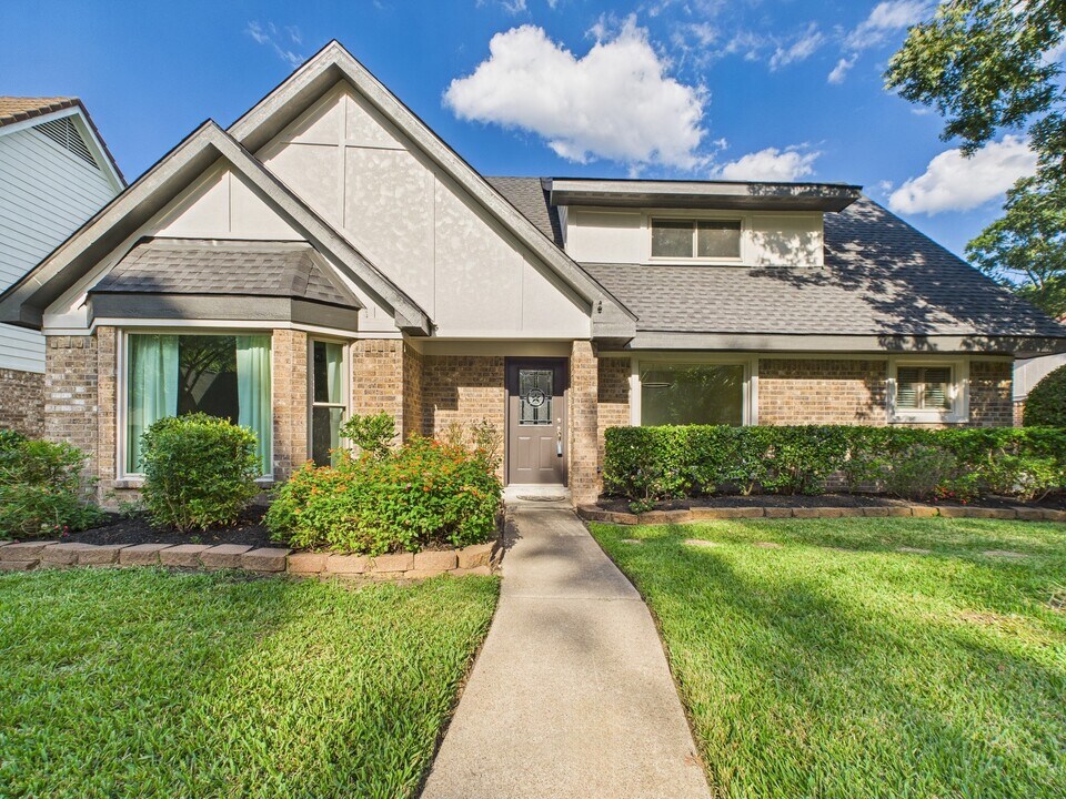 3018 Highland Laurels Dr in Houston, TX - Building Photo