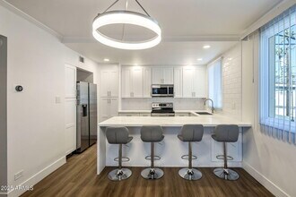 6936 E 3rd St in Scottsdale, AZ - Building Photo - Building Photo