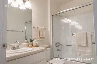 3130 Bagley Ave, Unit 102 in Los Angeles, CA - Building Photo - Building Photo