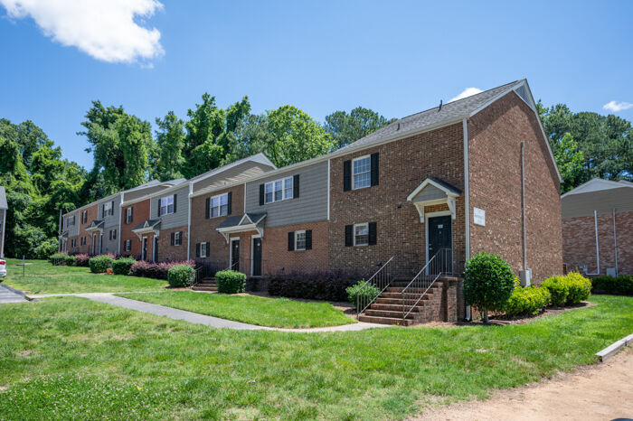 501 Towns in Durham, NC - Building Photo