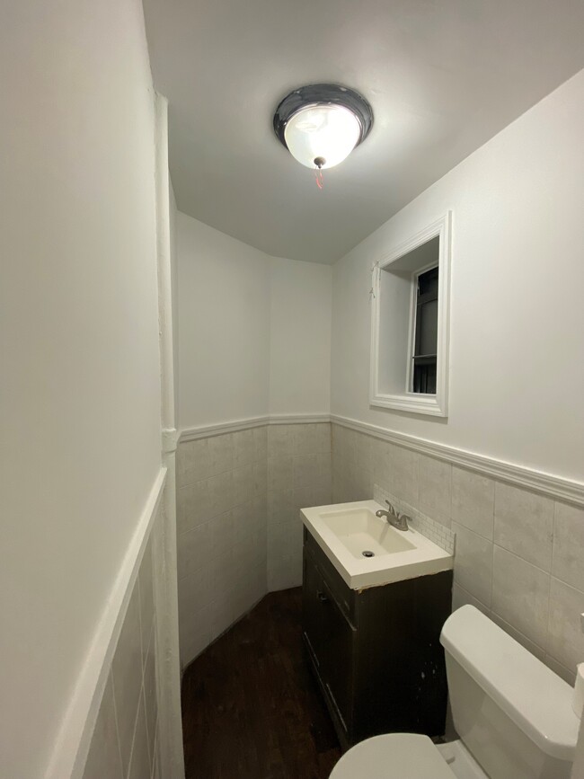 1758 First Ave in New York, NY - Building Photo - Interior Photo