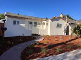 1219 Laurel St, Unit 1219 in Santa Cruz, CA - Building Photo