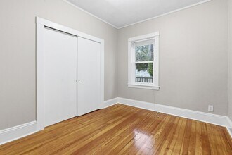 35 Oakland St in Salem, MA - Building Photo - Building Photo