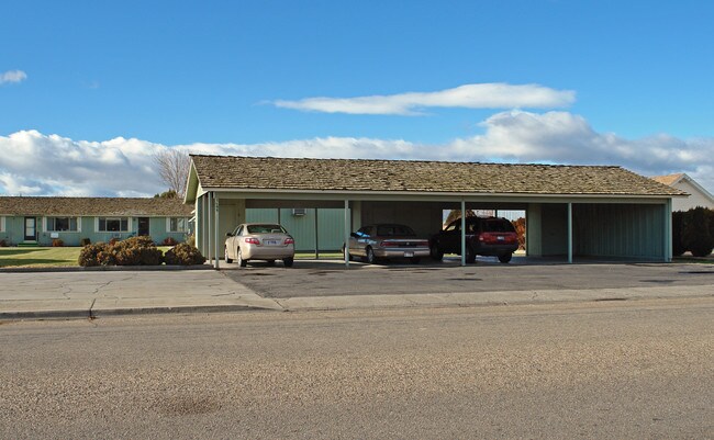 Butterfield Apartments in Weiser, ID - Foto de edificio - Building Photo