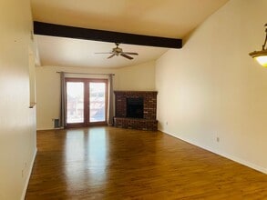 155 Canyon Diablo Rd in Sedona, AZ - Building Photo - Building Photo