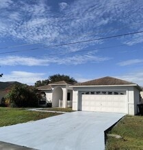 754 Del Prado Dr in Kissimmee, FL - Building Photo - Building Photo