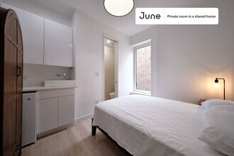 Room in Shared 4 bed/4 bath home in Brooklyn, NY - Building Photo - Building Photo