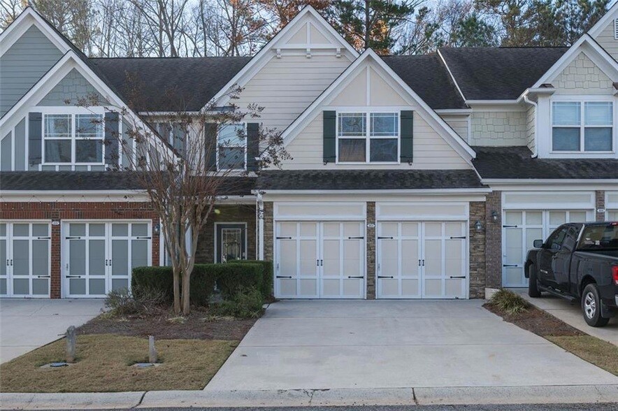 204 Parc View Ln in Woodstock, GA - Building Photo