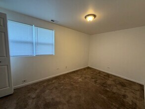 1402 Berkeley Ave in Ford Heights, IL - Building Photo - Building Photo