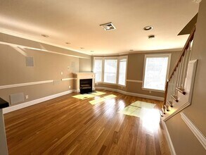 1 Goodwin Ct in Boston, MA - Building Photo - Building Photo