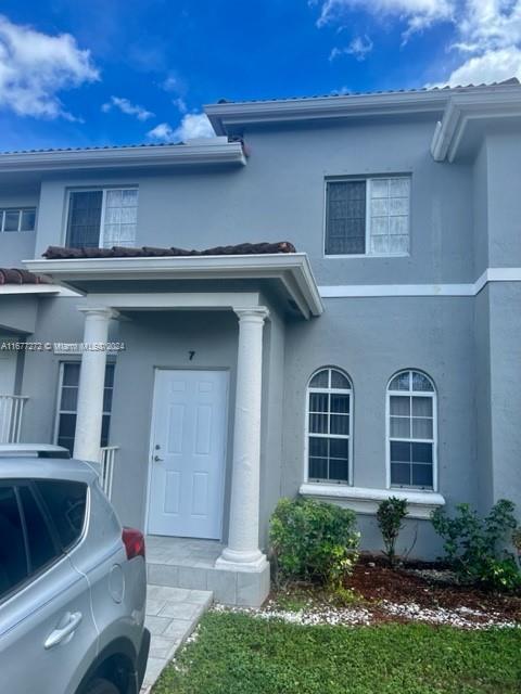 5265 NW 112th Ave in Doral, FL - Building Photo