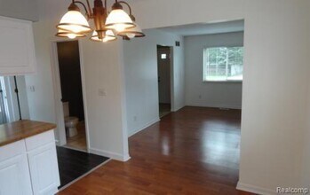 1480 Junction St in Plymouth, MI - Building Photo - Building Photo