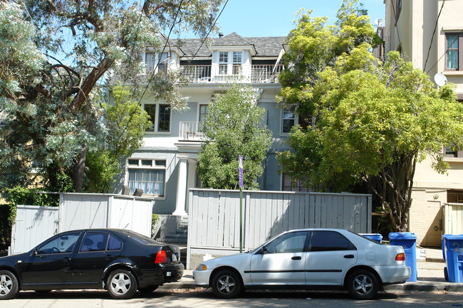 2709 Channing Way in Berkeley, CA - Building Photo - Building Photo