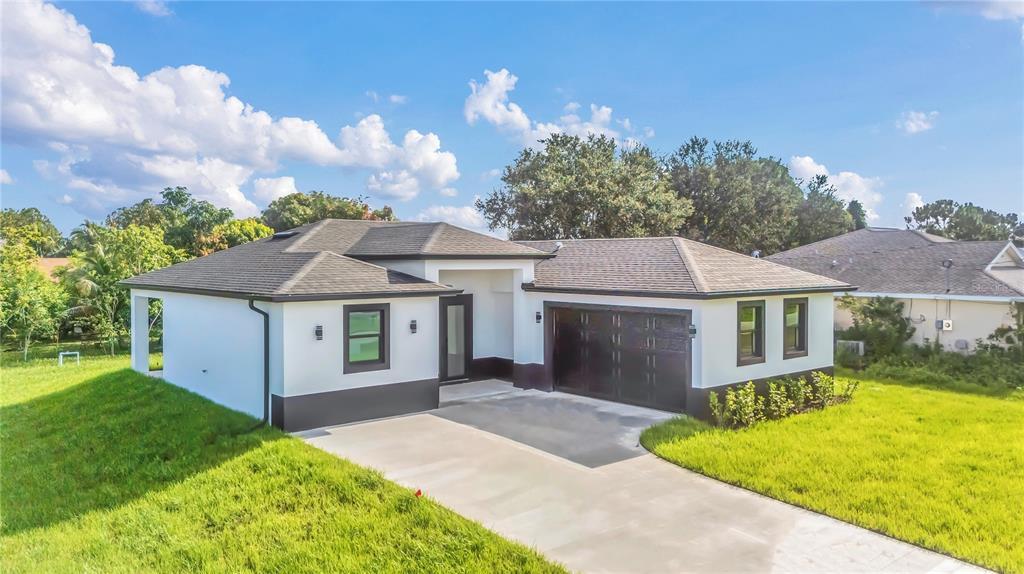 1180 Vernon Ave in Port Charlotte, FL - Building Photo