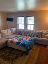 2121 Westhaven Ave in Bakersfield, CA - Building Photo - Building Photo