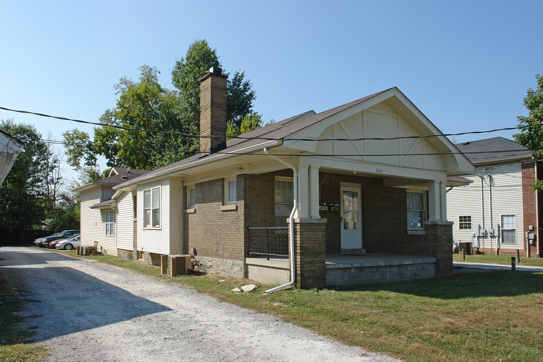 226 Waller Ave in Lexington, KY - Building Photo