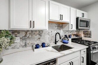 4014 Linkwood Rd in Baltimore, MD - Building Photo - Building Photo