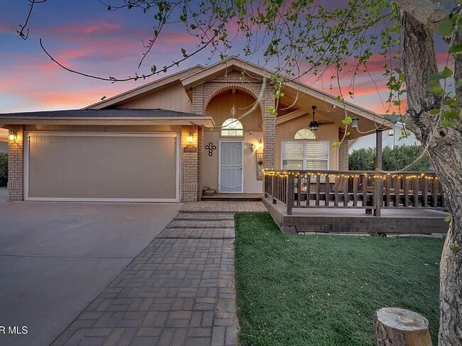 property at 5733 Saplinas Rd