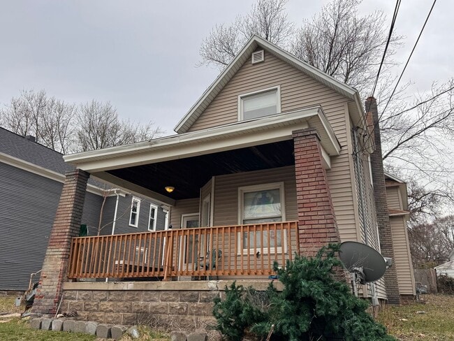 property at 443 Quimby St NE