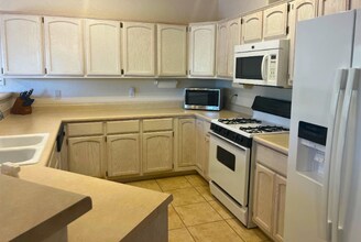 955 Lee Mountain Rd in Sedona, AZ - Building Photo - Building Photo