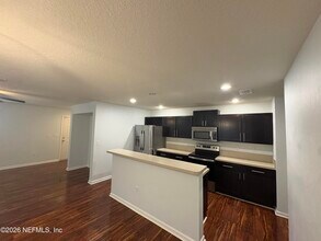 3427 Biltmore Way in Orange Park, FL - Building Photo - Building Photo
