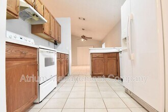 277 Lakebreeze Cir in Lake Mary, FL - Building Photo - Building Photo