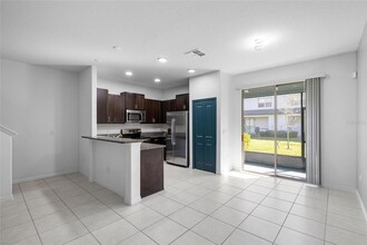 14446 Editors Note St in Sun City Center, FL - Building Photo - Building Photo