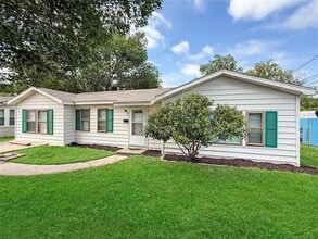 8604 Ronnie St in Fort Worth, TX - Building Photo - Building Photo
