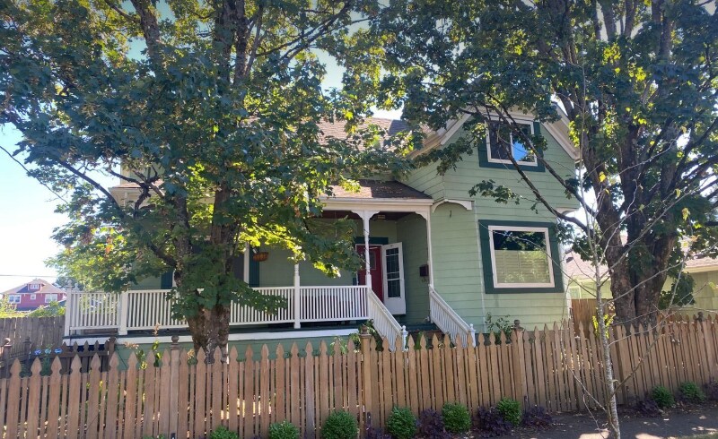 5522 SE Ramona St in Portland, OR - Building Photo