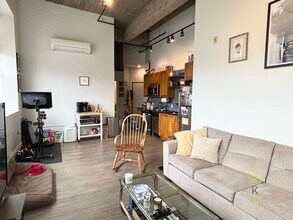 20 Sunnyside St, Unit 1 in Boston, MA - Building Photo - Building Photo