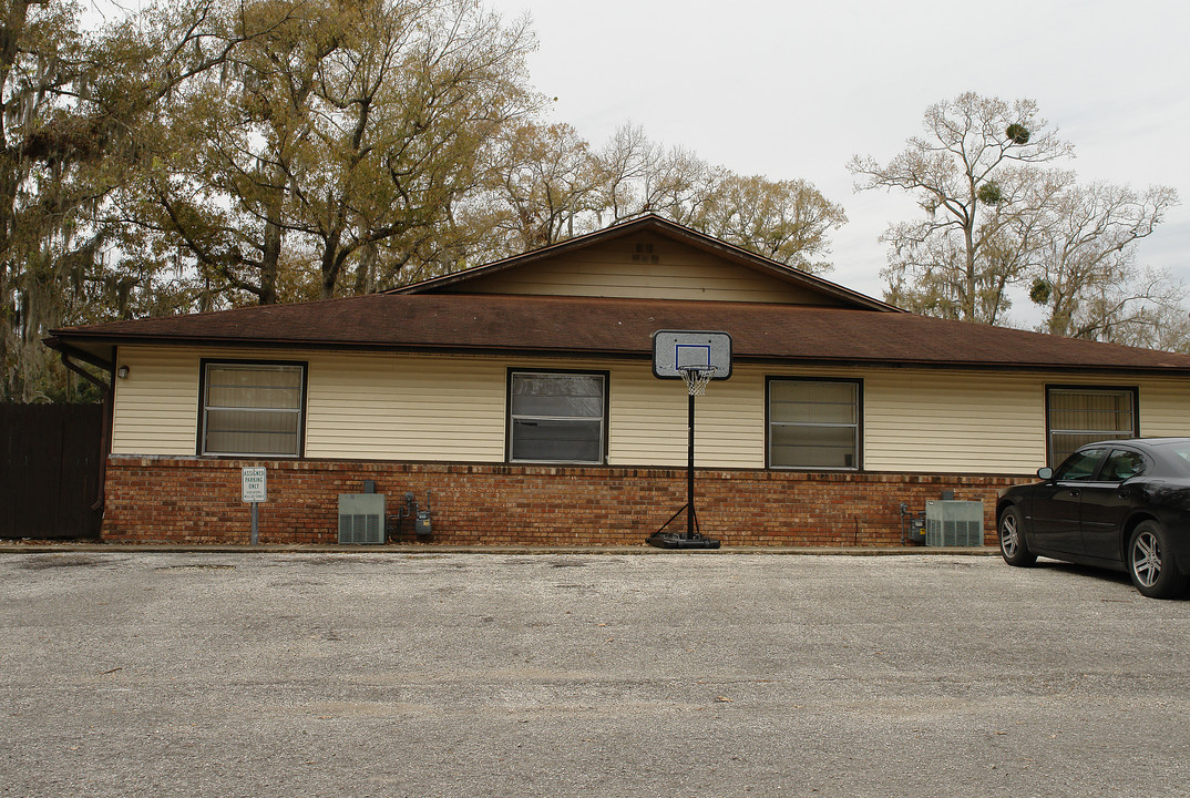 3990 SE 19th Ave in Ocala, FL - Foto de edificio