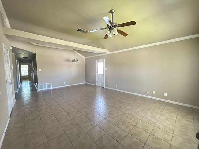 1310 Powder River Dr in Killeen, TX - Building Photo - Building Photo