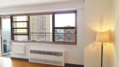 2925 W 5th St in Brooklyn, NY - Building Photo - Building Photo