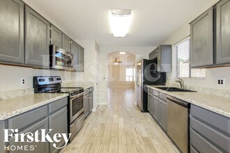 8534 W Tuckey Ln in Glendale, AZ - Building Photo - Building Photo