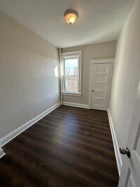 411 N Edgewood St photo'