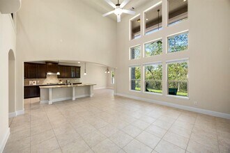 5822 Crawford Hill Ln in Sugar Land, TX - Foto de edificio - Building Photo