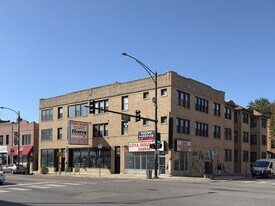 2405 W Wilson Ave, Unit 3 in Chicago, IL - Building Photo
