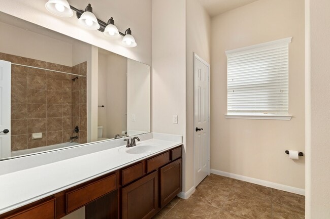 property at 3522 Buchanan Hill Ln