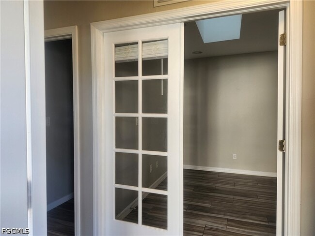 property at 527 Hancock Bridge Pkwy