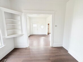 833 N Michigan St in Toledo, OH - Building Photo - Building Photo