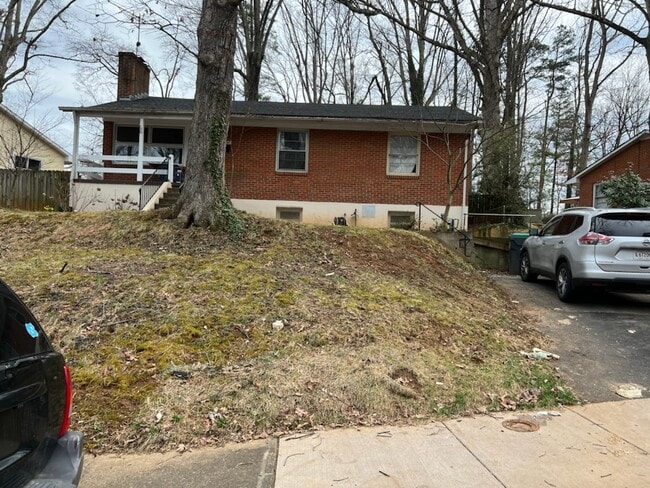 property at 2307 Crestmont Ave