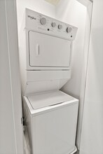 170 N Ada St in Chicago, IL - Foto de edificio - Building Photo