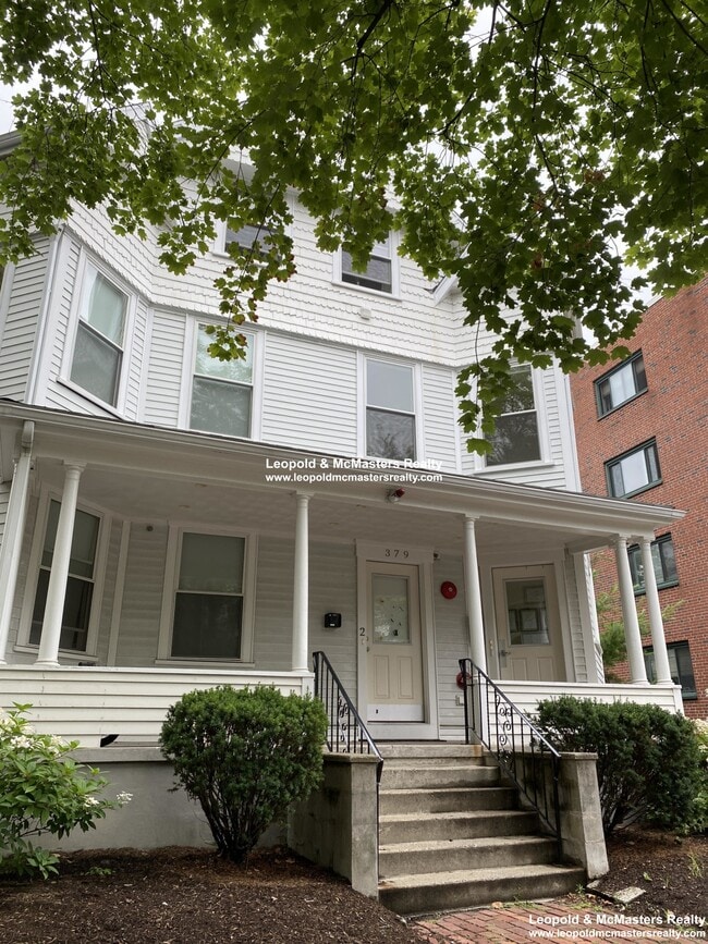 380 Harvard St, Unit 3