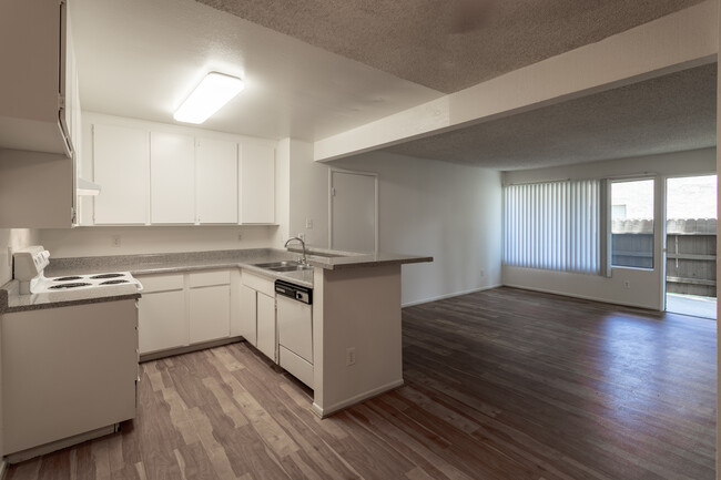 Spring Tree Apartments in Chino, CA - Building Photo - Interior Photo