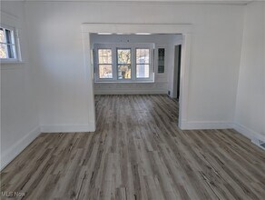 2939 E 130th St in Cleveland, OH - Building Photo - Building Photo