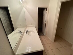 204 Lamont Rd in Anna, TX - Foto de edificio - Building Photo