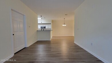 6984 Ortega Woods Dr in Jacksonville, FL - Building Photo - Building Photo