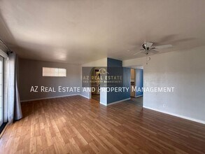 1725 S Farmer Ave in Tempe, AZ - Building Photo - Building Photo